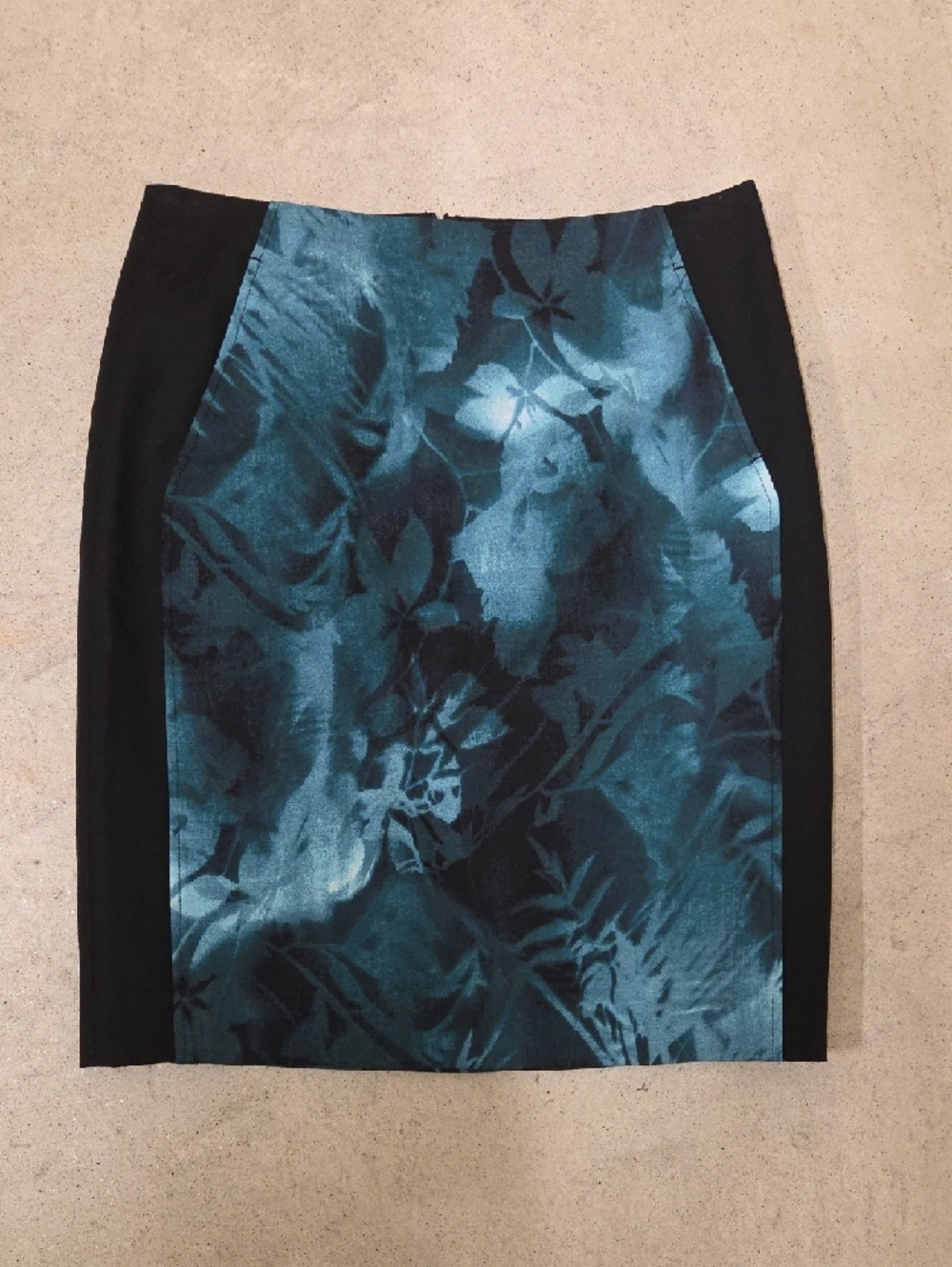 Adrianna Papell Teal Floral Satin Panel Dress with Black Sides Size 6
